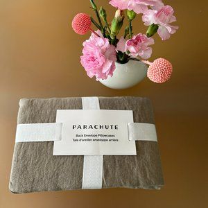 Parachute NWT linen pillowcase set(2),  standard size, fawn color